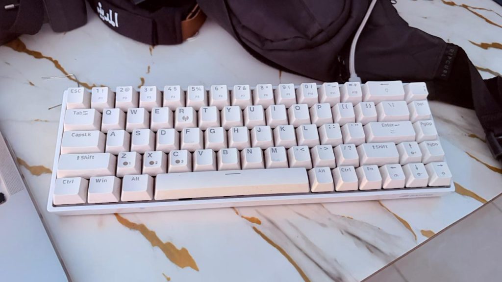 Hanya Papan Ketik Mekanik